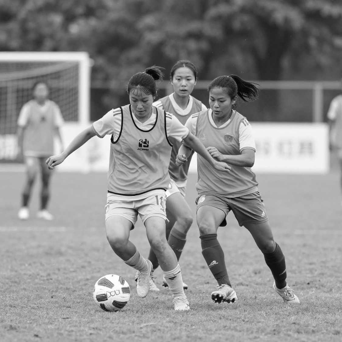 Việt Nam 4-2 Pakistan: Hiệp hai bùng nổ và vết nứt không thể giấu